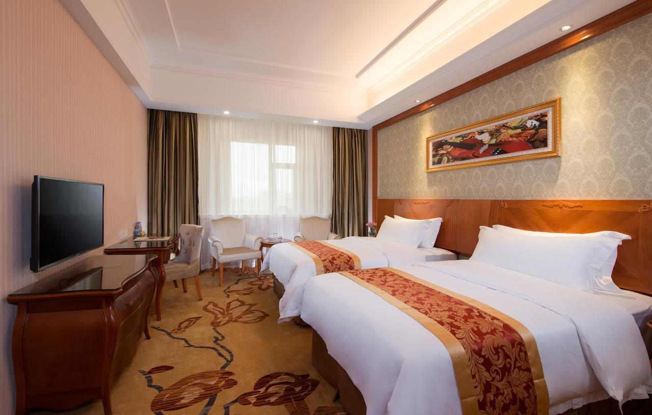 Vienna International Hotel Shanghai Baoshan Pangu Road المظهر الخارجي الصورة